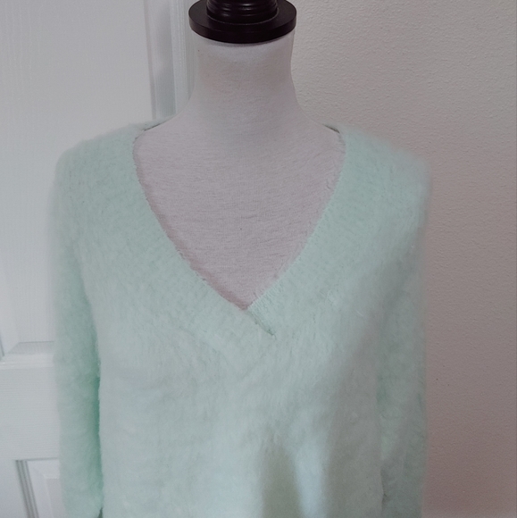 Anthropologie Maeve Plush V-neck Sweater - Picture 3 of 13